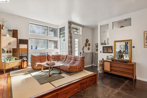 $529,000 | 9 Ealing Lane, Oakland, CA 94608