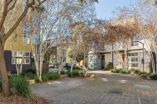 $529,000 | 9 Ealing Lane, Oakland, CA 94608