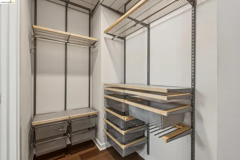 $529,000 | 9 Ealing Lane, Oakland, CA 94608