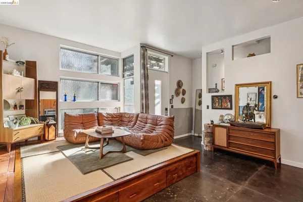 $529,000 | 9 Ealing Lane, Oakland, CA 94608