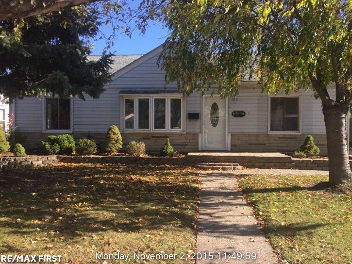 26540 Ridgemont Street Roseville, MI 48066 - Photo 1 of 9