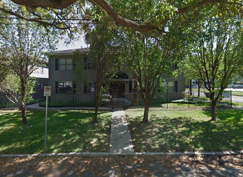 315 Branard Street, Unit 4 Houston, TX 77006 - Photo 20 of 20 a view of a tree in front of a house