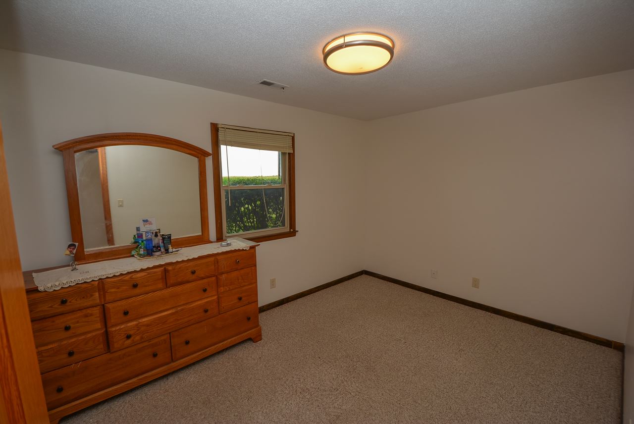 9408 North Shaffer Road Muncie, IN 47303 - Photo 24 of 36 Gallery Image 24