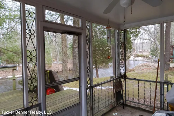 $337,000 | 7764 St Huberts Trail, Hesperia, MI 49421