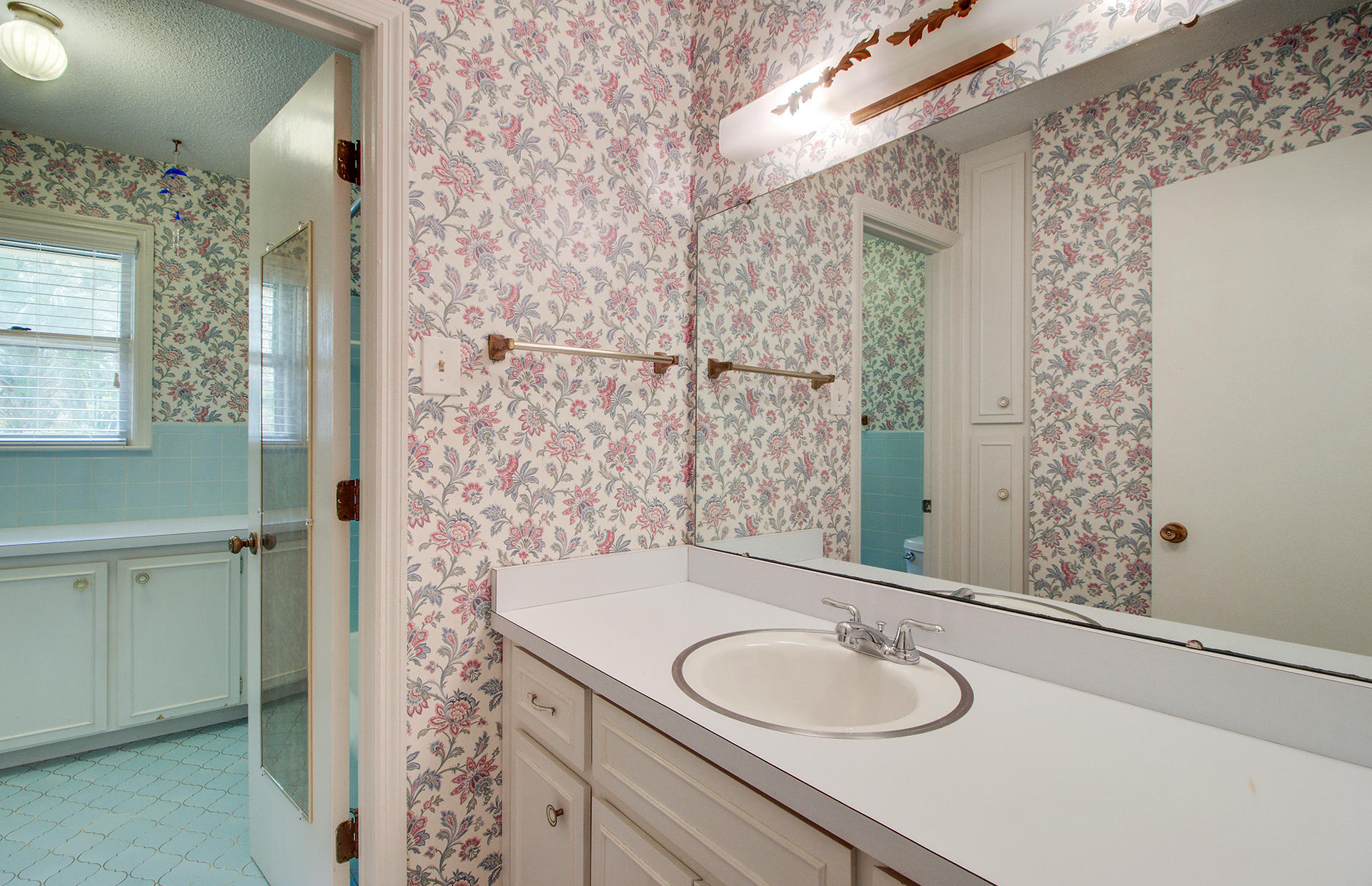 204 Grouse Road Summerville, SC 29485 - Photo 20 of 35 23