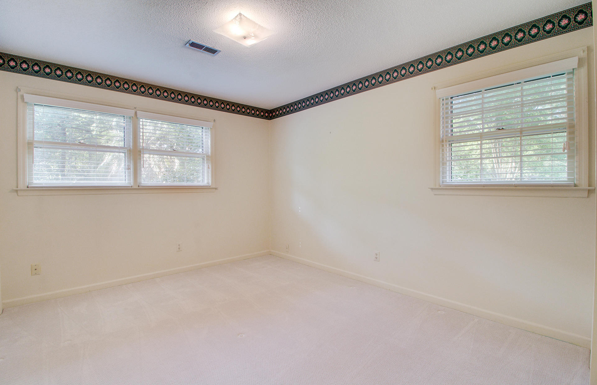 204 Grouse Road Summerville, SC 29485 - Photo 22 of 35 25