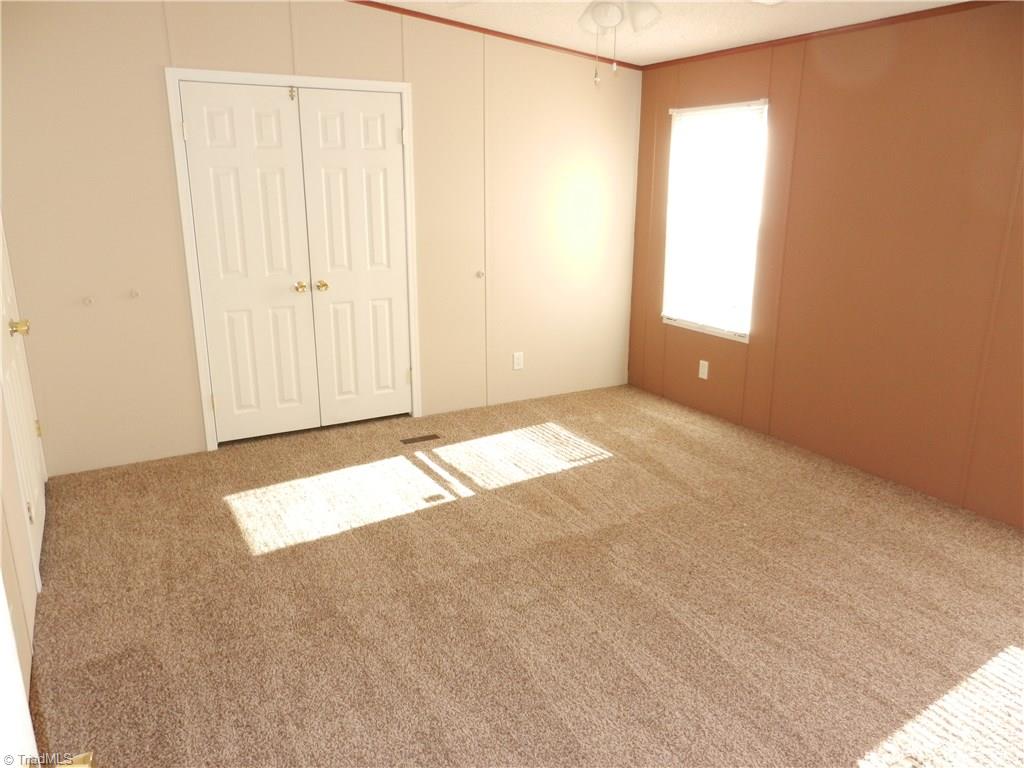 6894 Wright Road Thomasville, NC 27360 - Photo 7 of 13 Master Bedroom