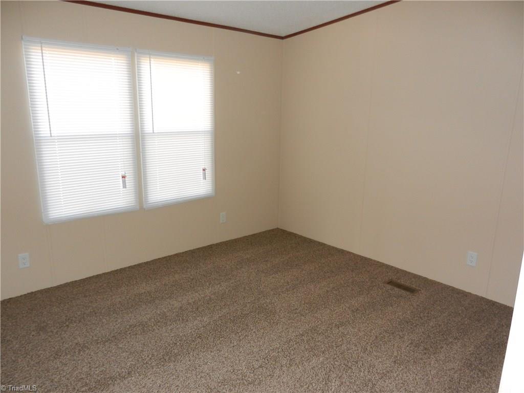 6894 Wright Road Thomasville, NC 27360 - Photo 10 of 13 3rd Bedroom