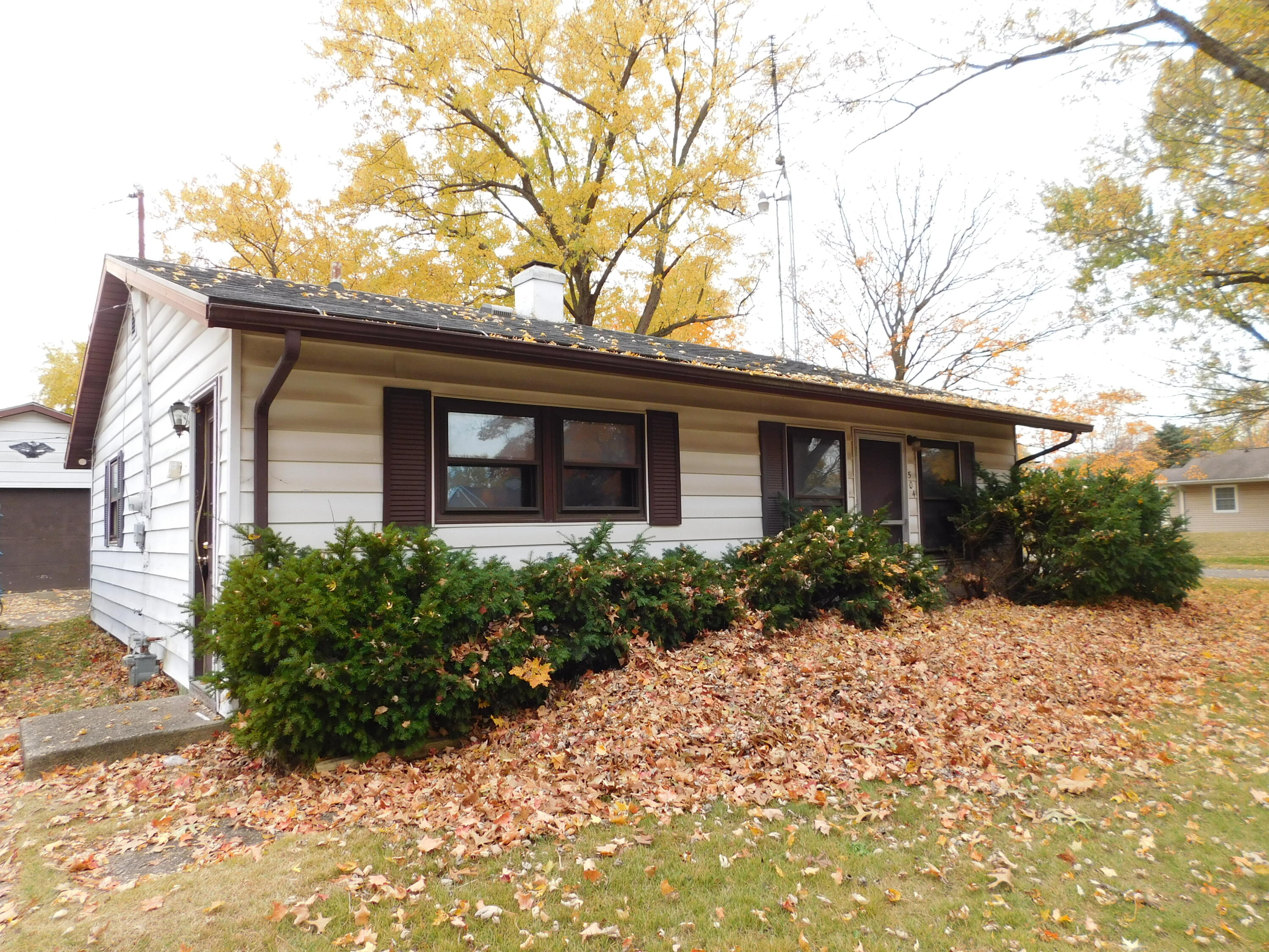 1504 Fulkerson Road Niles, MI 49120 - Photo 3 of 21 DSCN7856