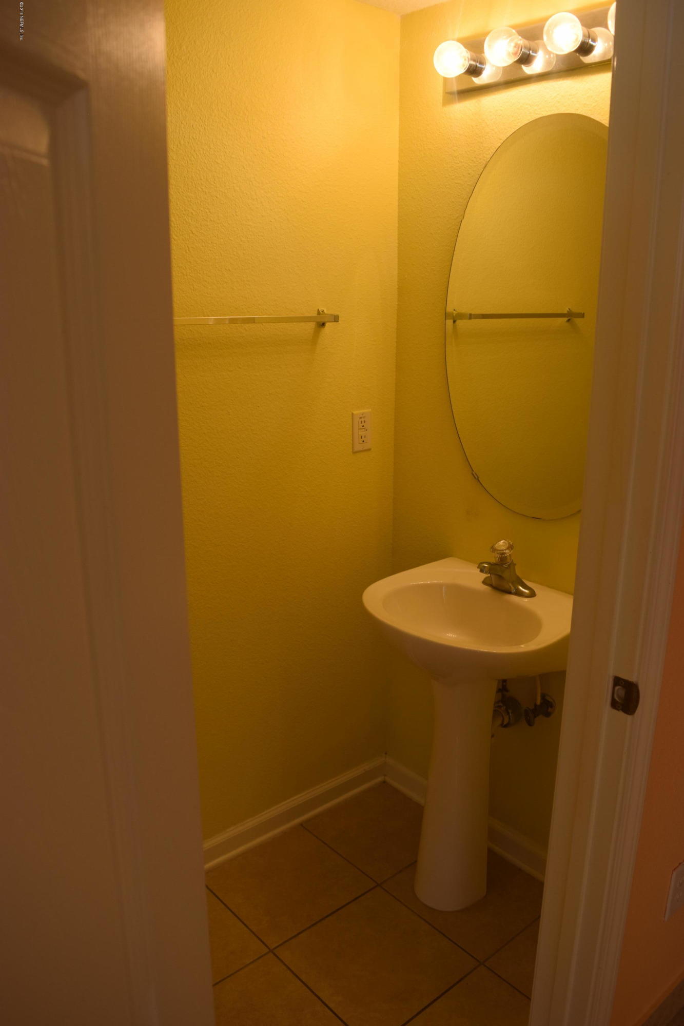 6700 Bowden Road, Unit 603 Jacksonville, FL 32216 - Photo 4 of 19 DSC_0992