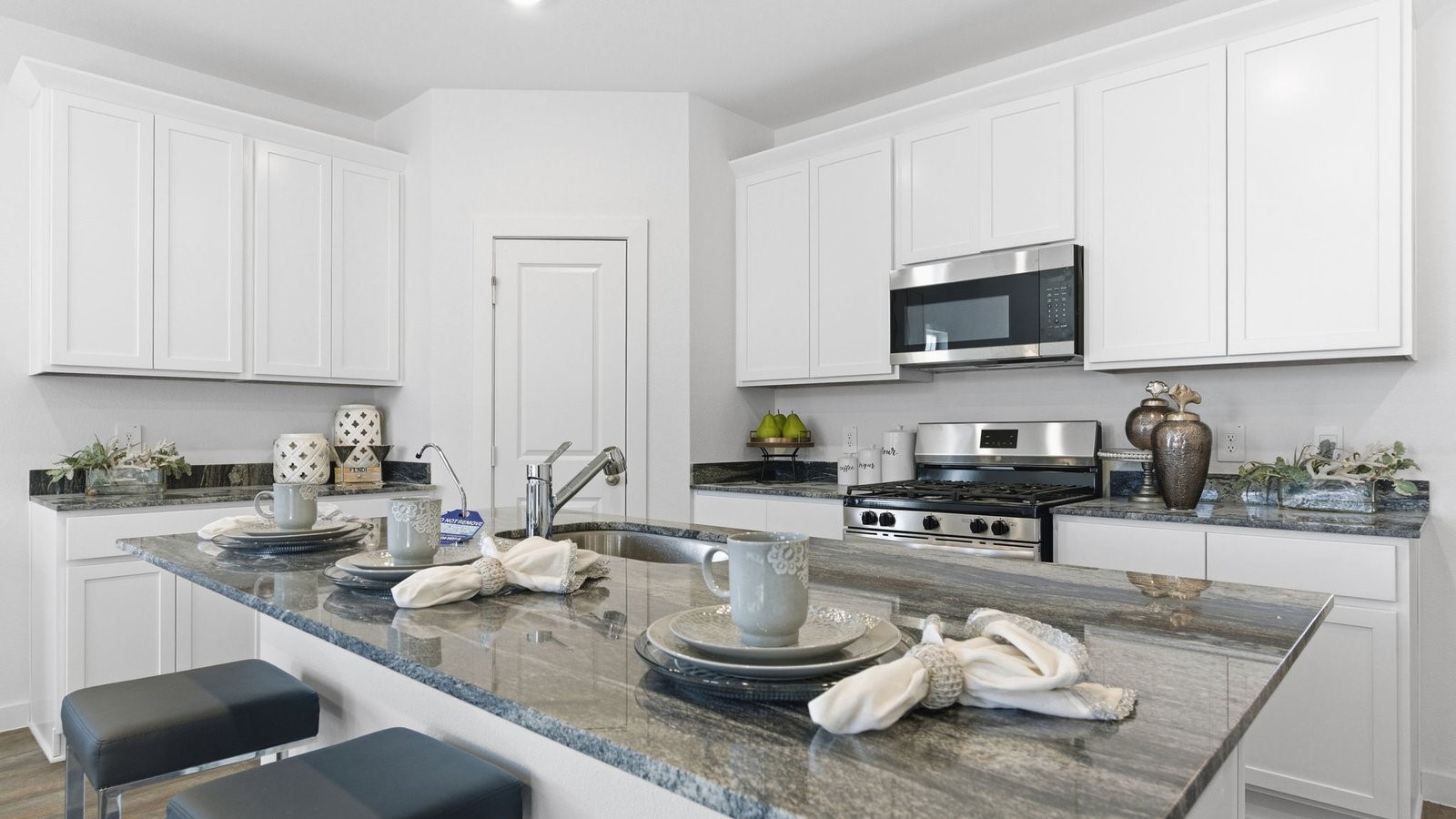 6110 Cherry Mdws Street Rosenberg, TX 77469 - Photo 11 of 45 *Images and 3D tour are for illustration only and options may vary from home as built.