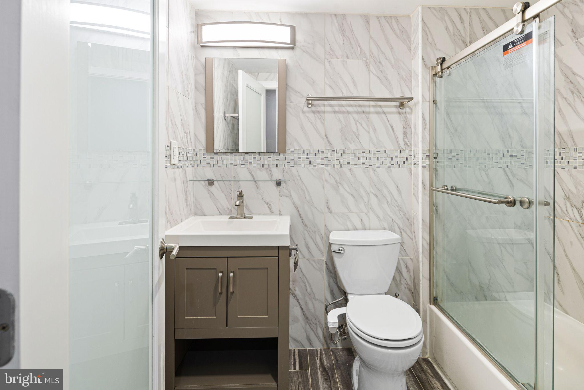 126 Tasker Street Philadelphia, PA 19148 - Photo 17 of 30 hall bath