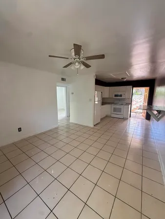 $3,500 | 1614 Dennis Street, Unit B, Key West, FL 33040