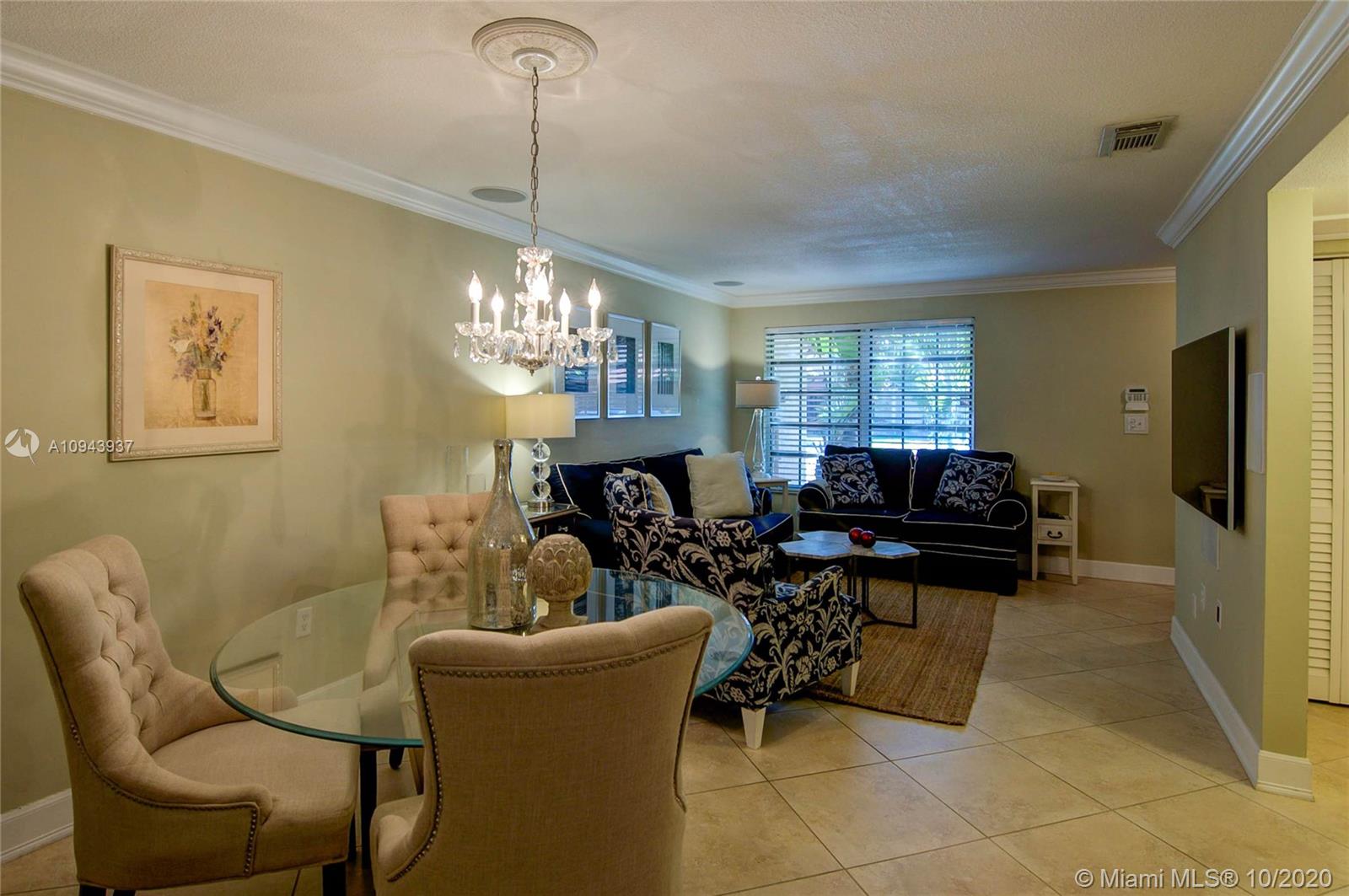5917 Southwest 133rd Place Miami, FL 33183 - Photo 3 of 16