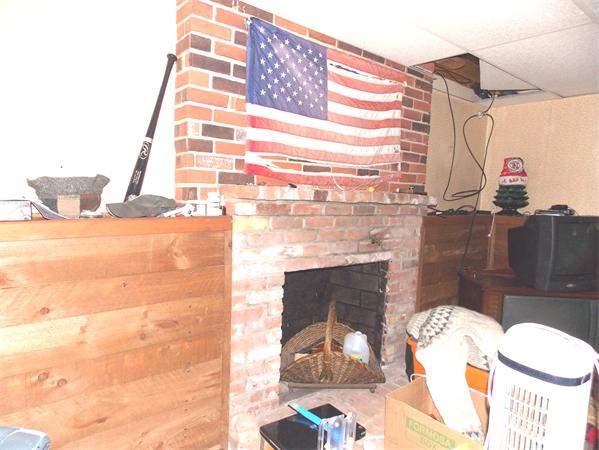 7 Ridge Road Hudson, MA 01749 - Photo 10 of 12 Gallery Image 10