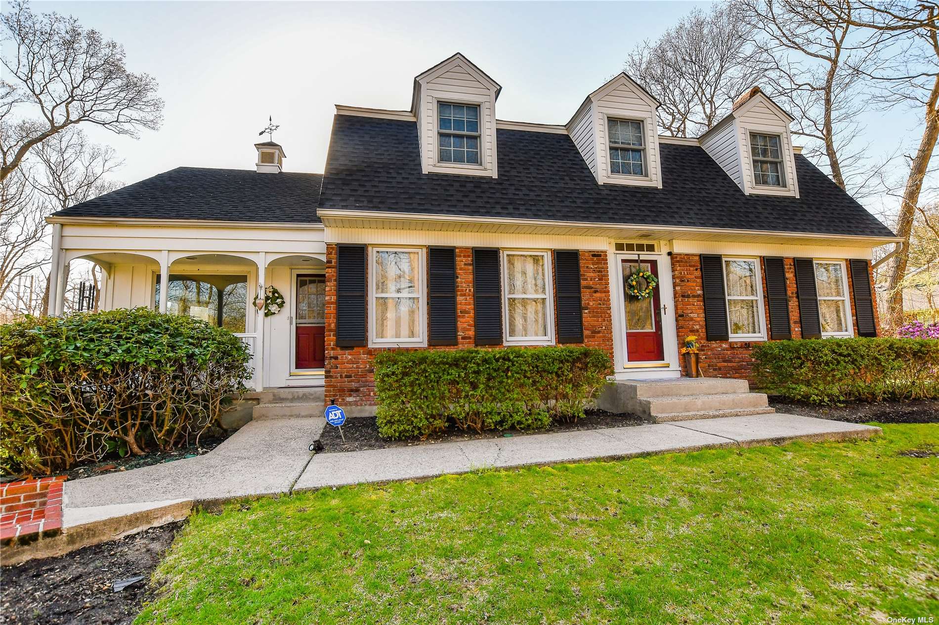 16 Long Bow Road Wading River, NY 11792 - Photo 1 of 1 Gallery Image 1