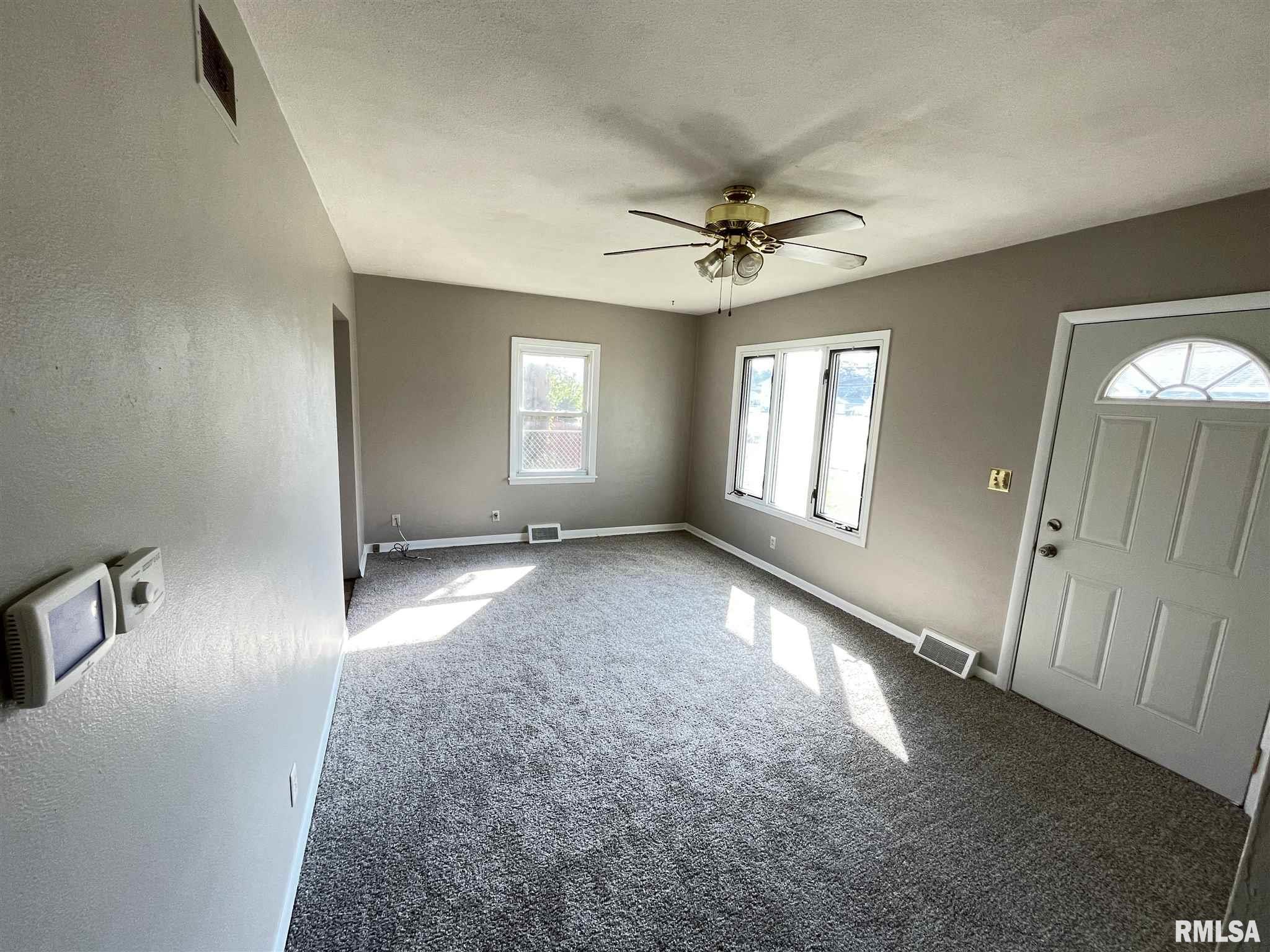 3810 Rockingham Road Davenport, IA 52802 - Photo 11 of 28 Gallery Image 11