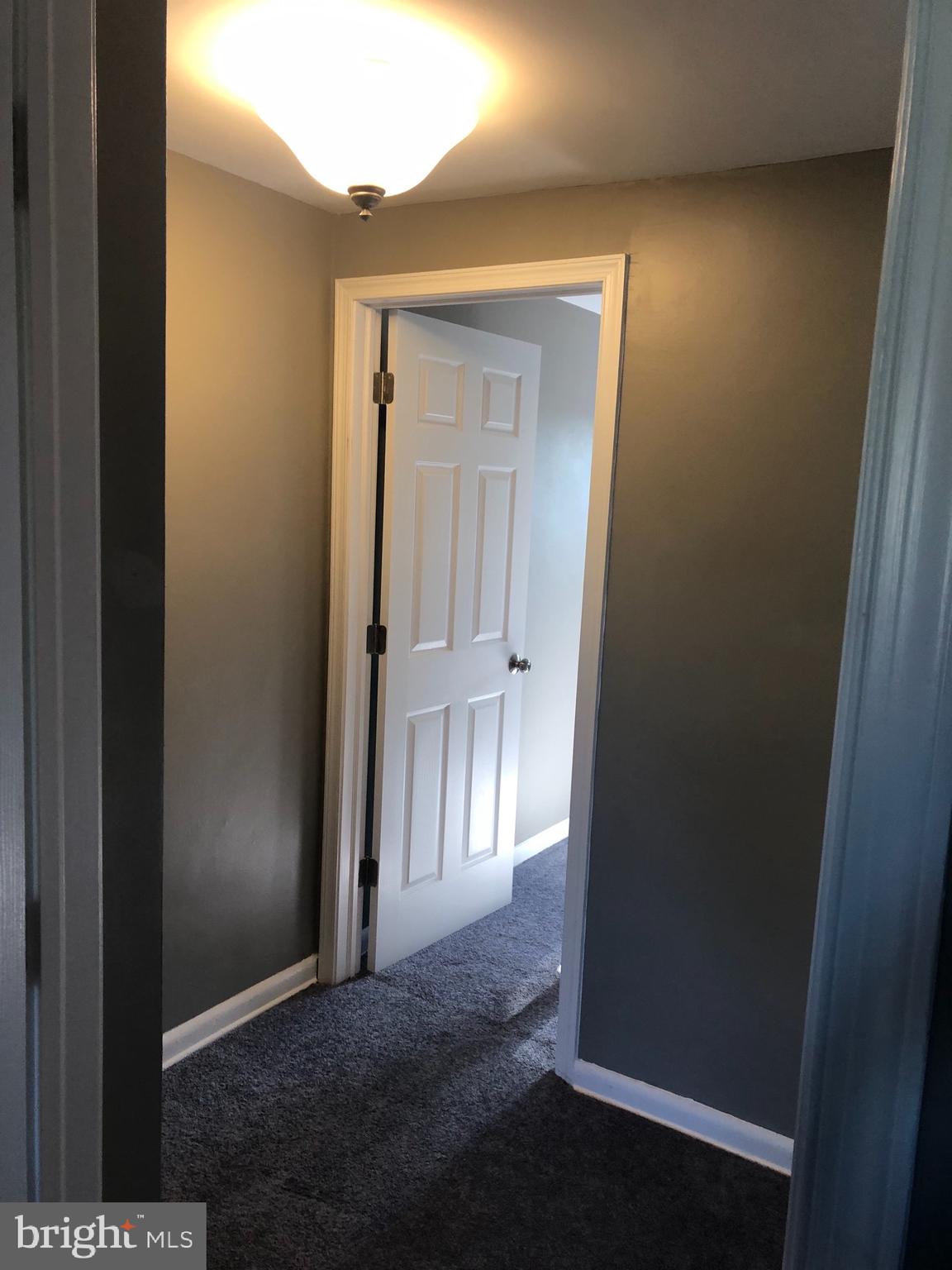 954 Grant Road Folcroft, PA 19032 - Photo 20 of 38 Upstairs hallway