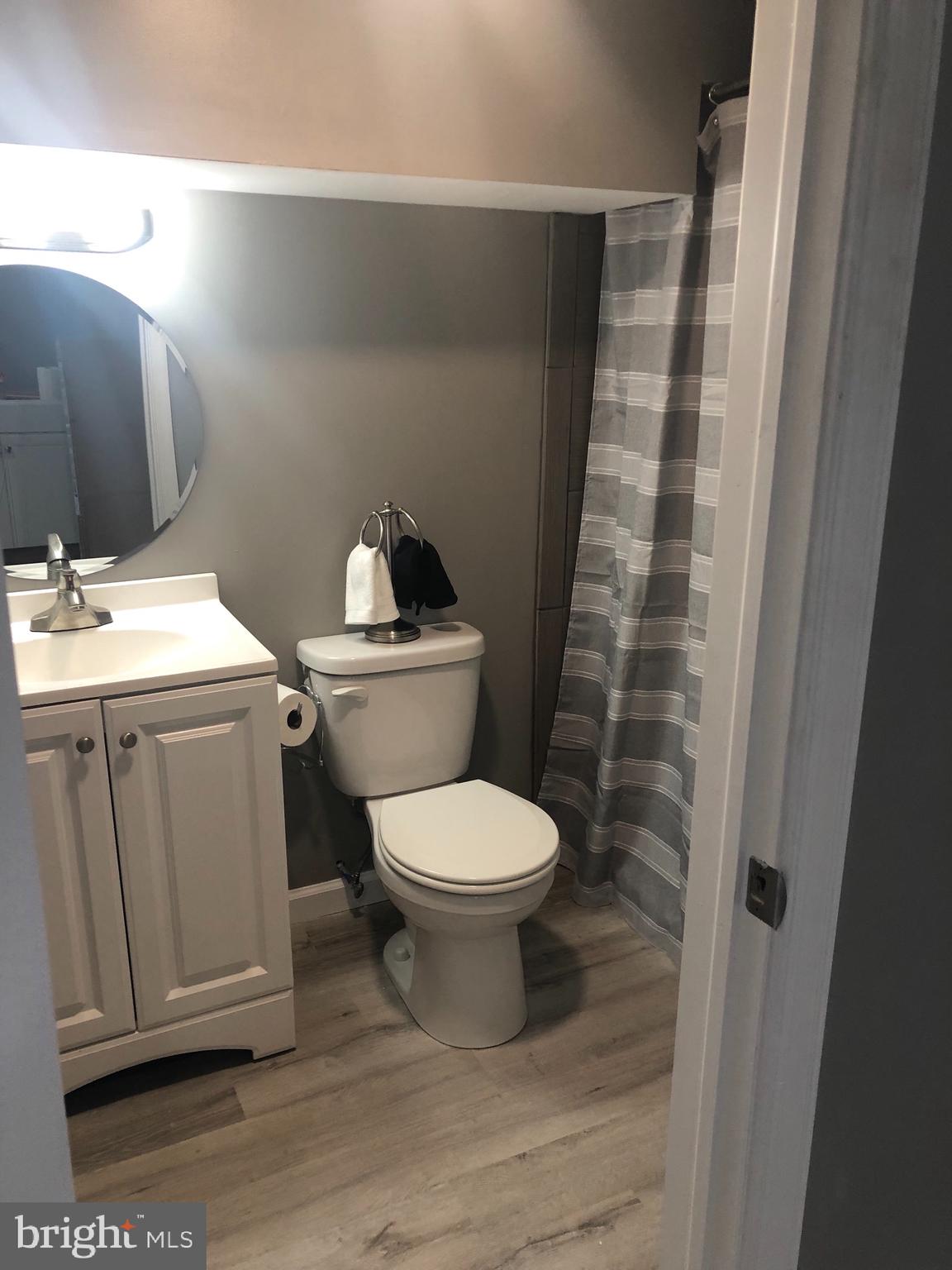 954 Grant Road Folcroft, PA 19032 - Photo 26 of 38 Full bath in basement