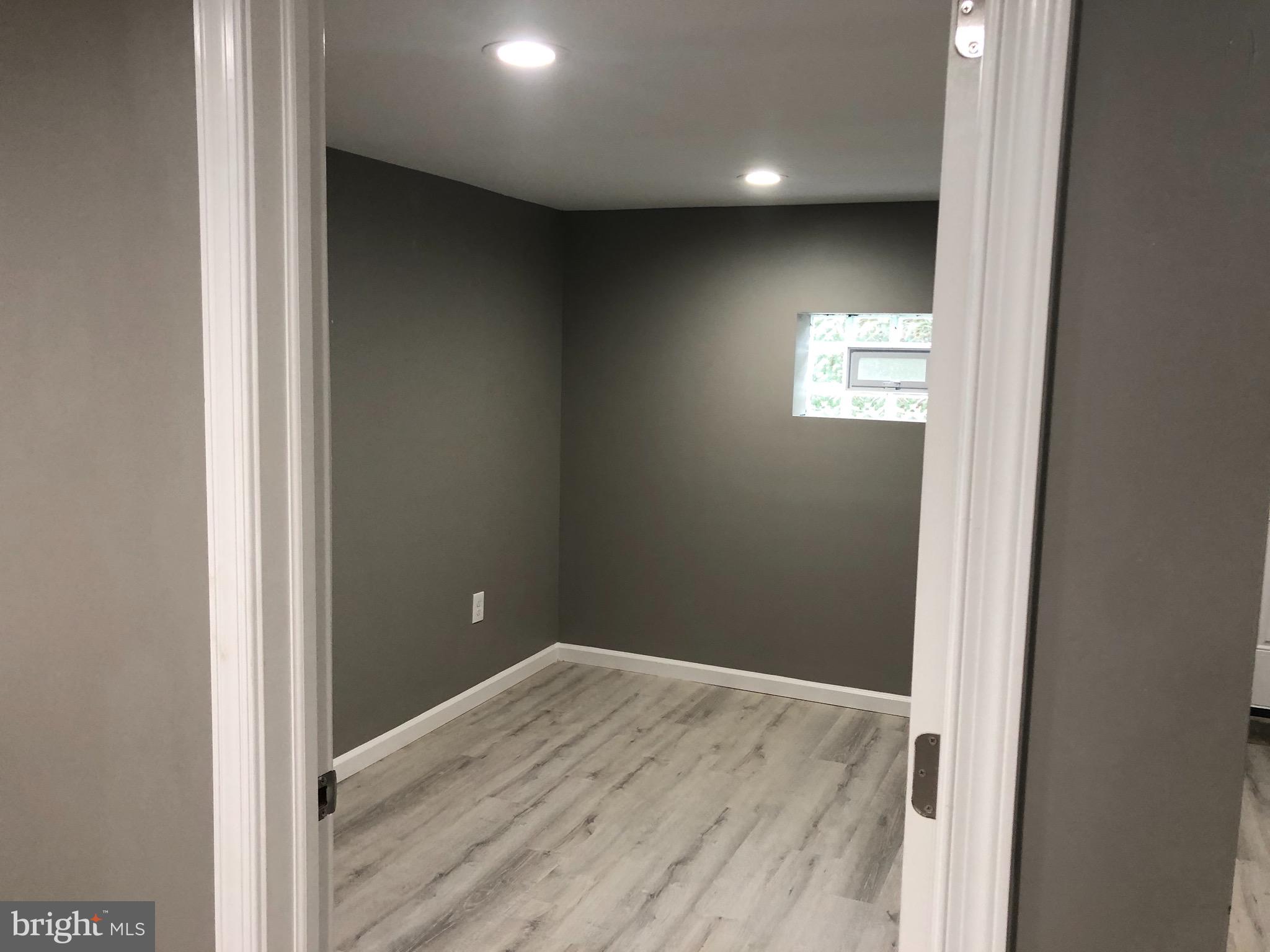 954 Grant Road Folcroft, PA 19032 - Photo 32 of 38 Bedroom,Den or office in basement