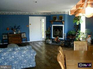 1409 Highpoint Road Coopersburg, PA 18036 - Photo 3 of 5 Gallery Image 3