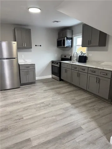 $2,100 | 199 Waldo Street, Unit 3, Providence, RI 02909