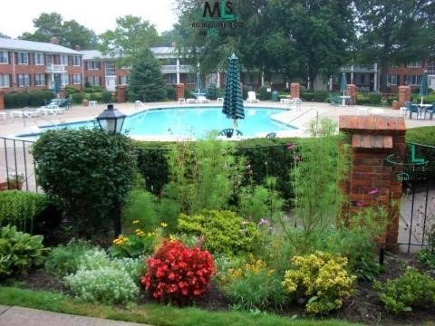 29598 Hoover Road Warren, MI 48093 - Photo 9 of 12 197320-8.JPG