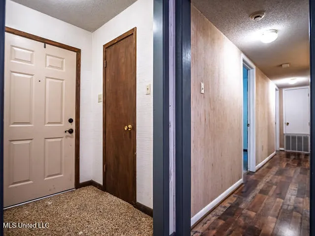 $265,000 | 209 Musgrove Road, Batesville, MS 38606