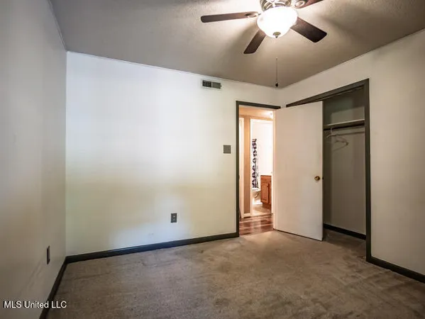 $249,900 | 209 Musgrove Road, Batesville, MS 38606