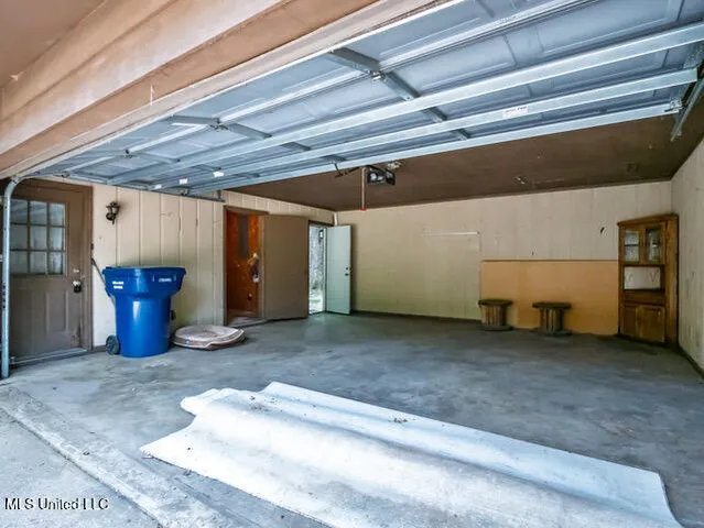 $265,000 | 209 Musgrove Road, Batesville, MS 38606