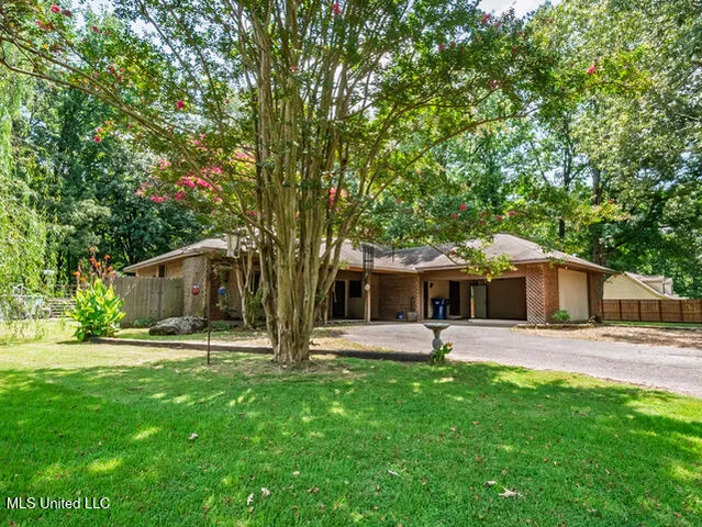 $265,000 | 209 Musgrove Road, Batesville, MS 38606