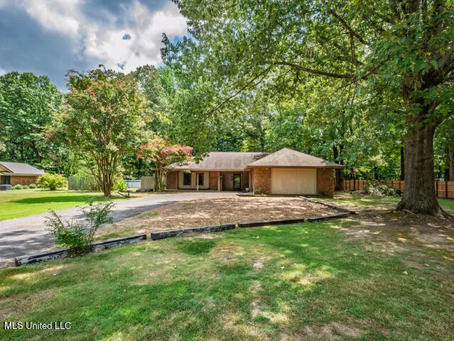 $265,000 | 209 Musgrove Road, Batesville, MS 38606