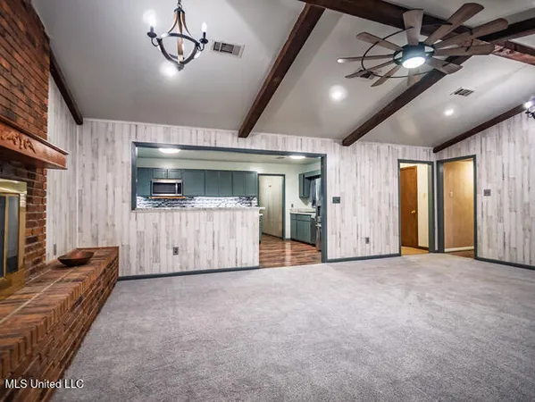 $249,900 | 209 Musgrove Road, Batesville, MS 38606