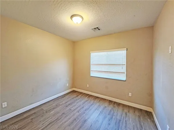 $1,290 | 1121 Sixshooter Avenue, Unit 2, Pahrump, NV 89048