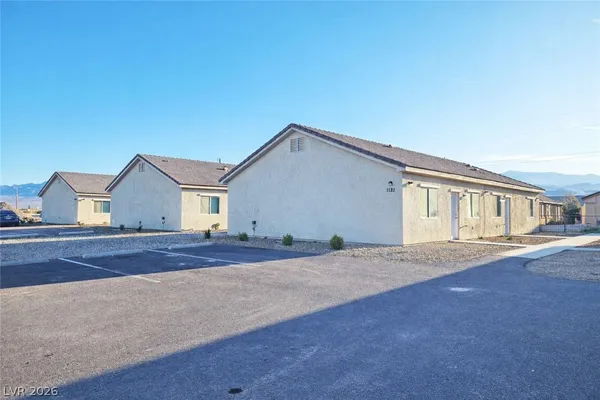 $1,290 | 1121 Sixshooter Avenue, Unit 2, Pahrump, NV 89048