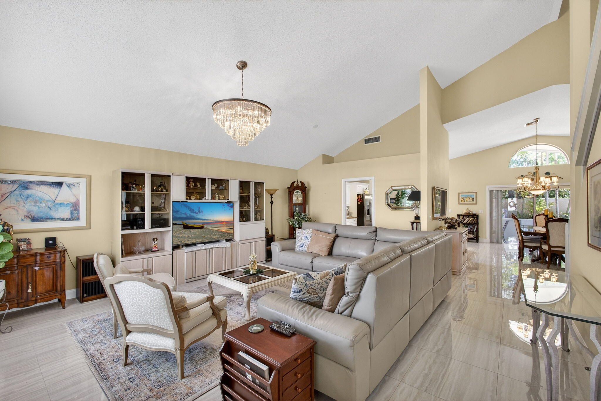 151 St Michaels Court Jupiter, FL 33458 - Photo 5 of 62 Living Room