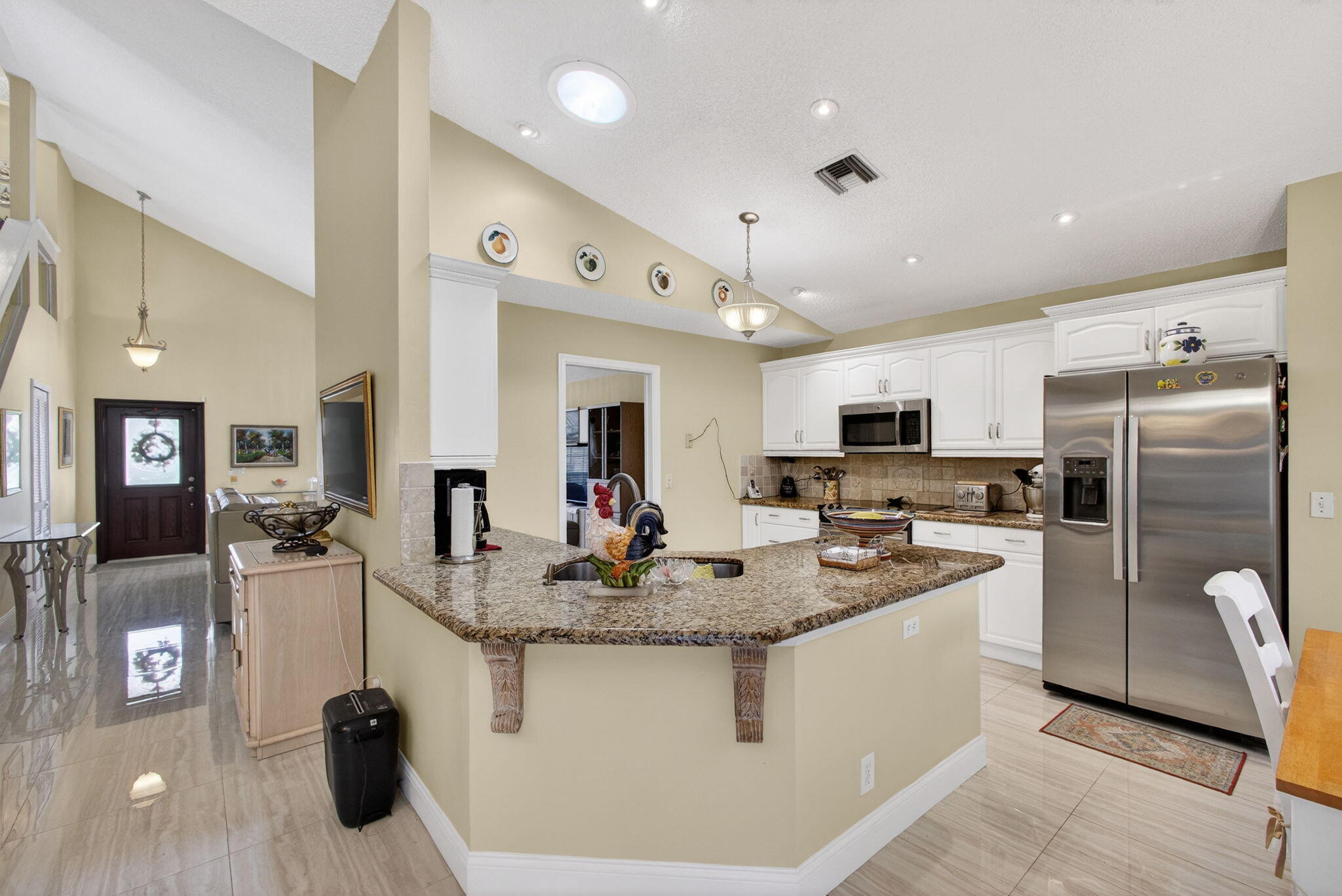 151 St Michaels Court Jupiter, FL 33458 - Photo 8 of 62 Kitchen