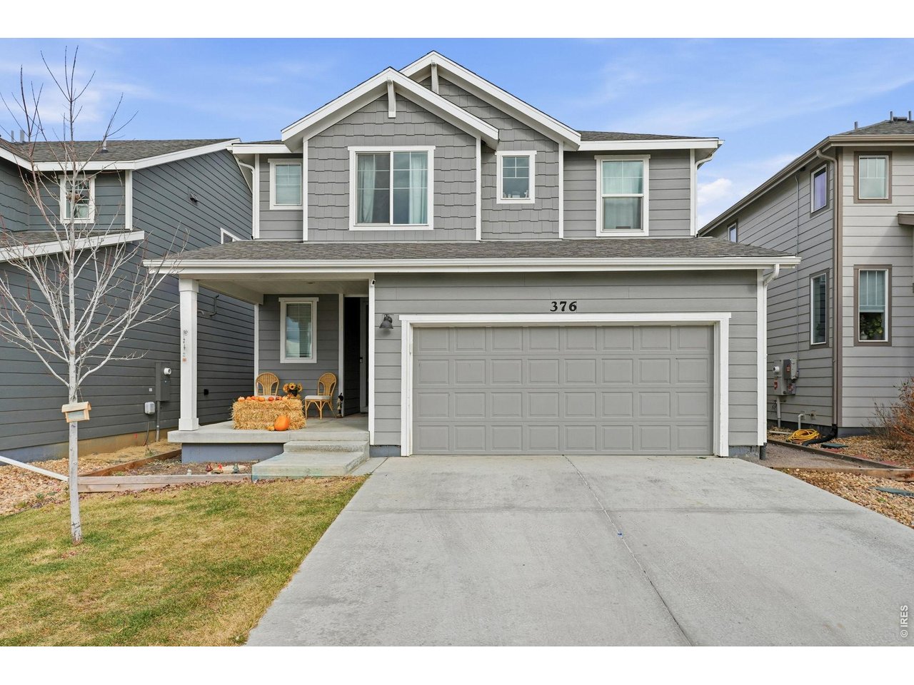 Welcome to 376 Country Rd. Enjoy your south facing driveway in those winter months!