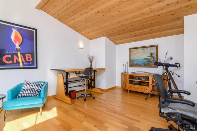 $1,595,000 | 350 Conifer Close, The Sea Ranch, CA 95497