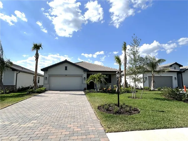$3,195 | 19394 Hinkley Drive, Estero, FL 33928