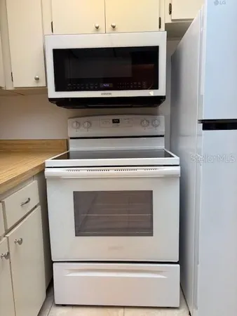 $1,725 | 401 Feltham Trail, Unit A, Sun City Center, FL 33573