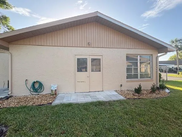 $1,725 | 401 Feltham Trail, Unit A, Sun City Center, FL 33573
