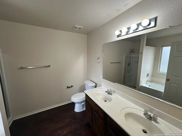 $1,995 | 129 Jordan, Boerne, TX 78006