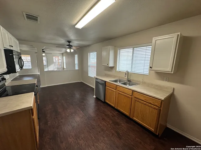 $1,995 | 129 Jordan, Boerne, TX 78006