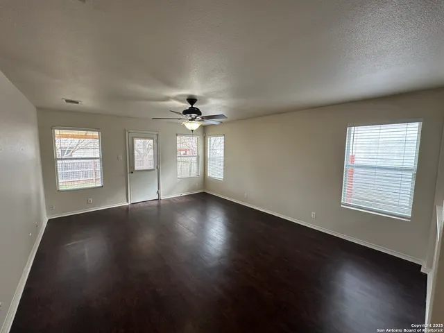 $1,995 | 129 Jordan, Boerne, TX 78006