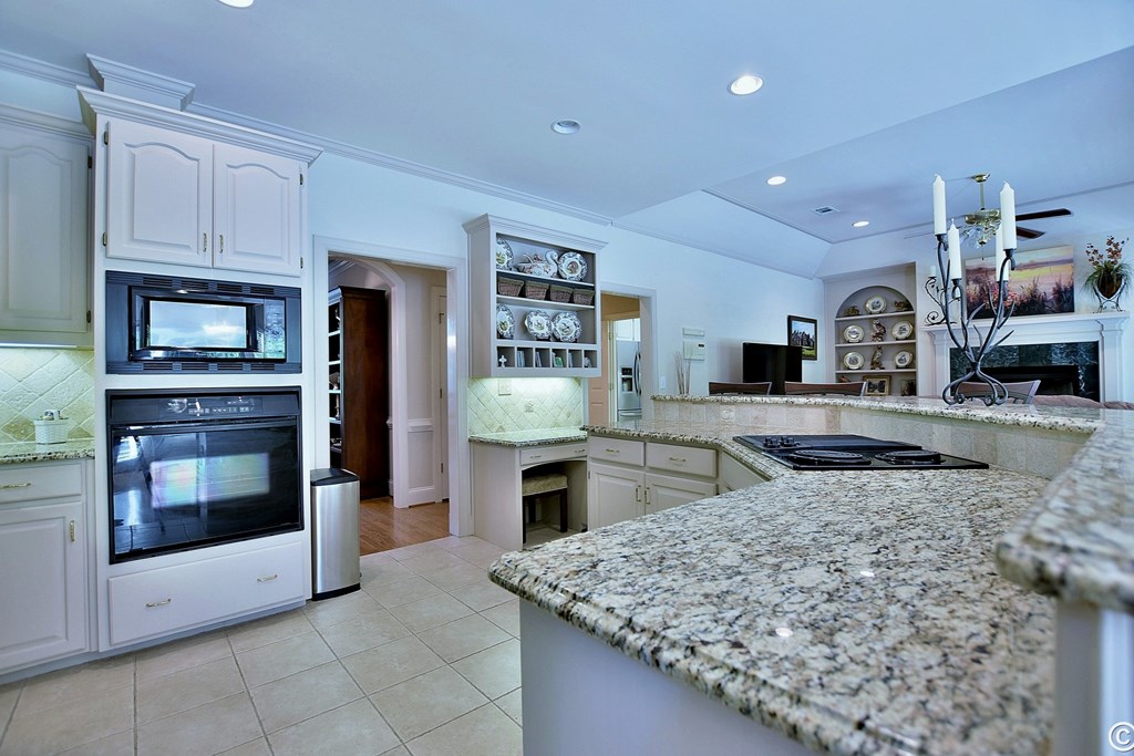 6969 Gaines Ridge Road Columbus, GA 31904 - Photo 12 of 27 KITCHEN