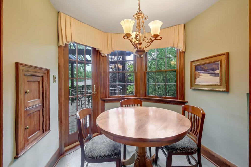 133 Hawthorne Road Hopkins, MN 55343 - Photo 12 of 26
