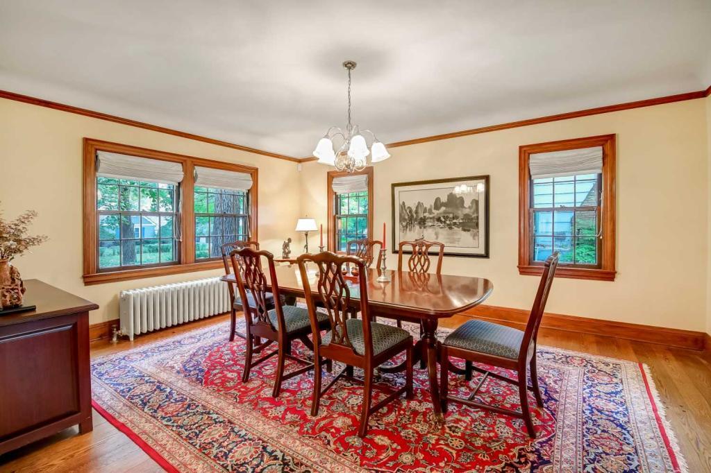 133 Hawthorne Road Hopkins, MN 55343 - Photo 8 of 26