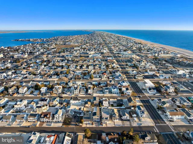 $1,699,000 | 213 West 13th Street, Ship Bottom, NJ 08008