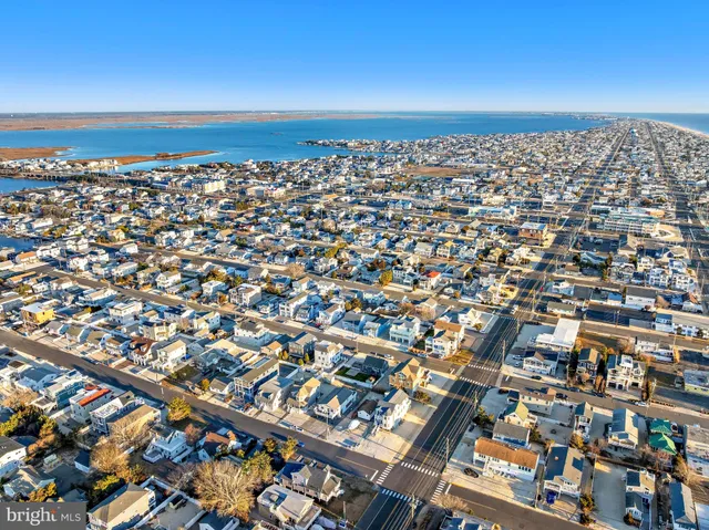 $1,699,000 | 213 West 13th Street, Ship Bottom, NJ 08008